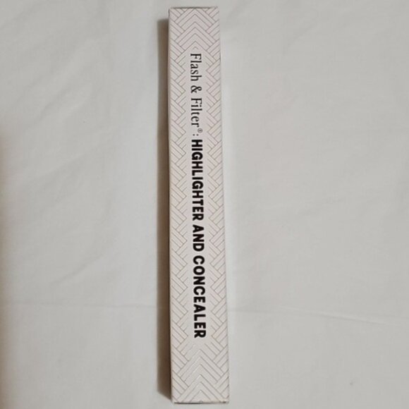 Billion Dollar Beauty Flash & Filter: Highlighter & Concealer, Dark, 0.067 oz - Picture 3 of 13